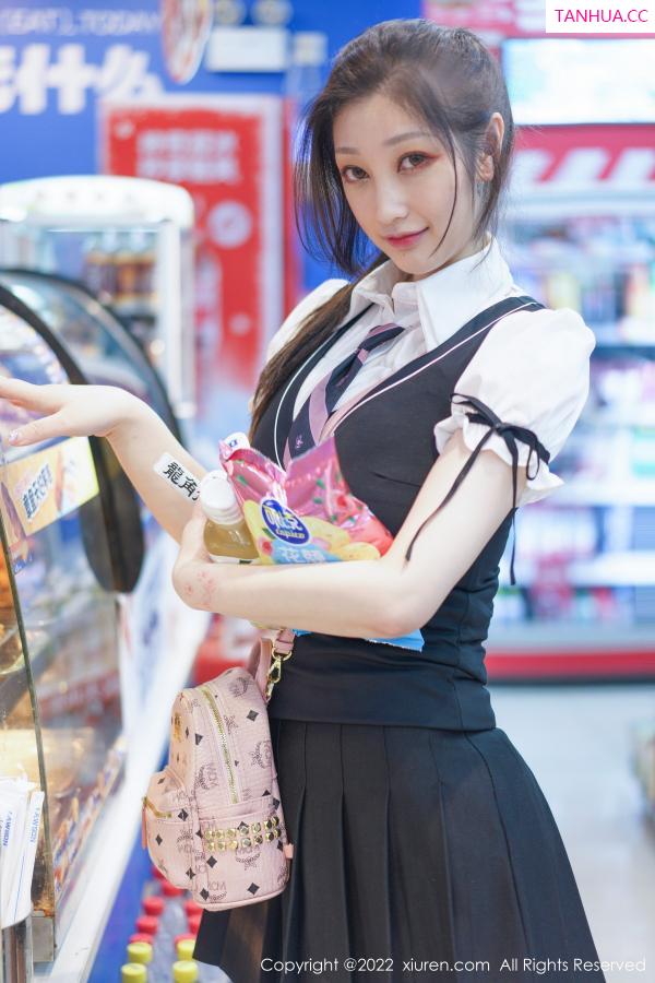 柠檬c_lemon 妲己_Toxic [XiuRen]高清写真图 2022.11.04 No.5807 妲己_Toxic 丰腴美臀第8张图片
